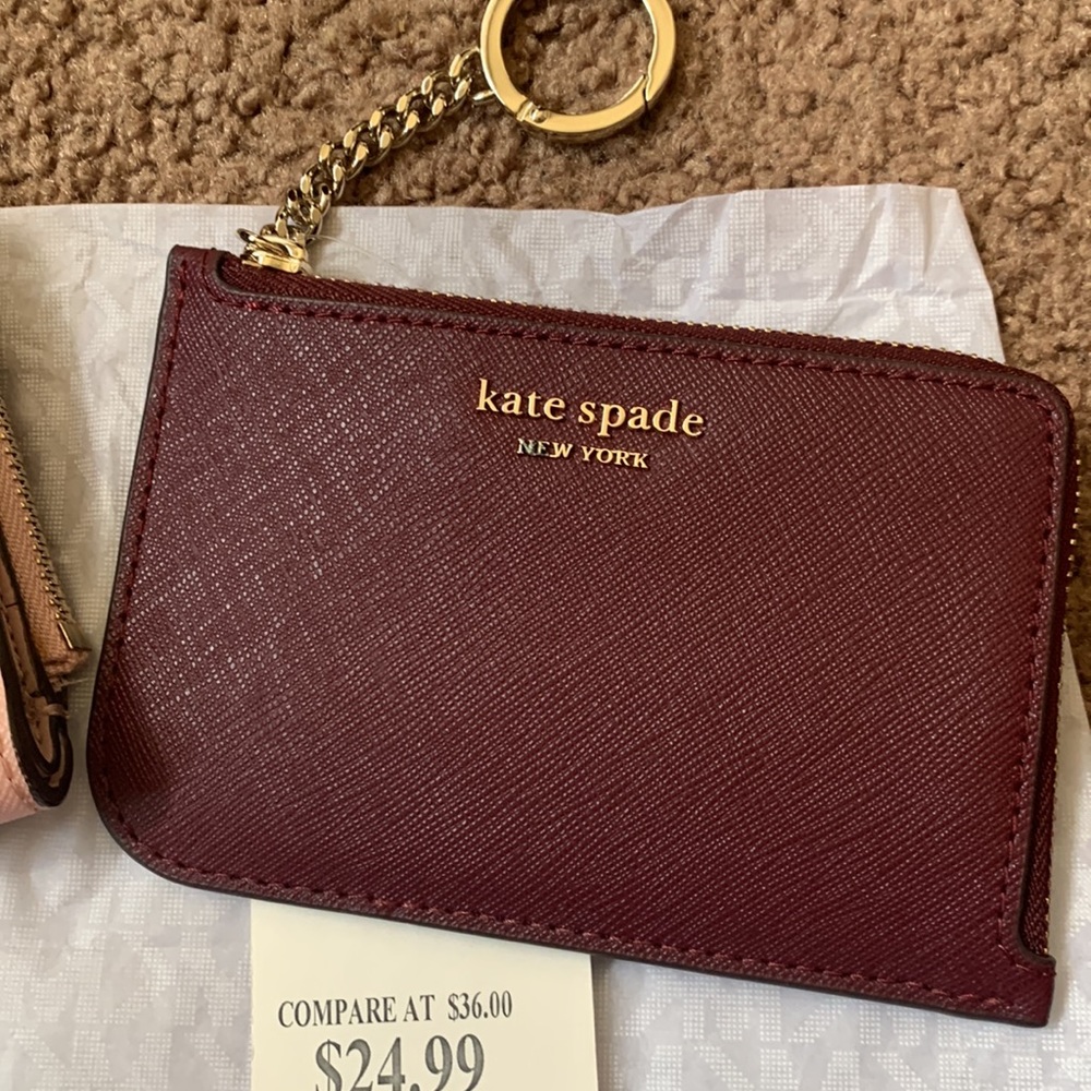 Wallets - Picture 3 of 9